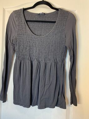 American Eagle Outfitters Smocked Babydoll Long Sleeve Top Gray Small